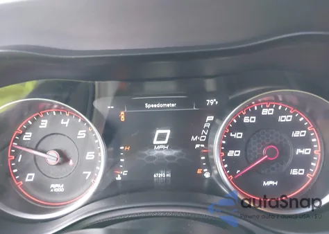 2019 Dodge Charger Sxt z USA, uszkodzony, nr VIN 2C3CDXBG4KH623726